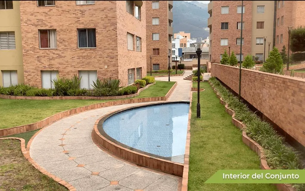 Habitacion Privada Con Bano, Depto Compartido 키토 에콰도르