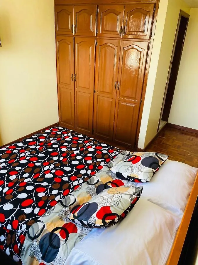 Habitacion Privada Con Bano, Depto Compartido 키토 0*,  에콰도르